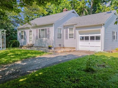 3 Parkway Dr