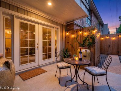 2224 S Piney Point Rd APT 112