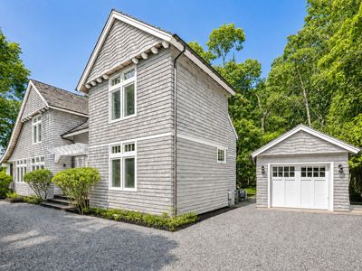 54 Louse Point Rd