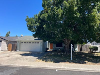 1323 Rusher St