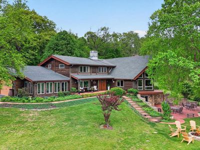 1121 Piketown Rd