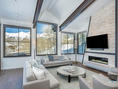 137 Vischer Dr