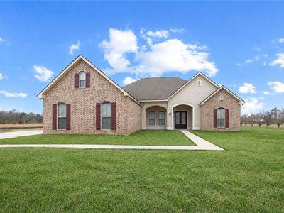 Property at 80267 Railroad Ave, Bush, LA