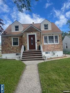 501 2nd Ave