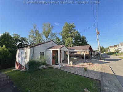 134 Circle Ave