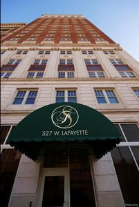 525 W Lafayette Blvd #1801