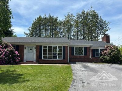105 Glenn Ct