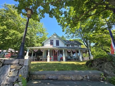 55 Raccoon Island Rd