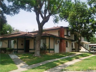 8722 Lomita Dr