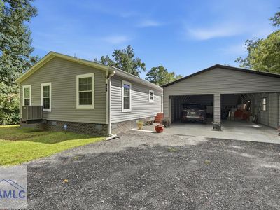 454 Pine Ave