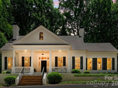 3409 Country Club Dr