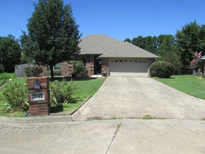 2512 Woodland Oaks Dr