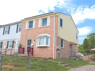 Property at 1701 Rollins Pl, Capitol Heights, MD