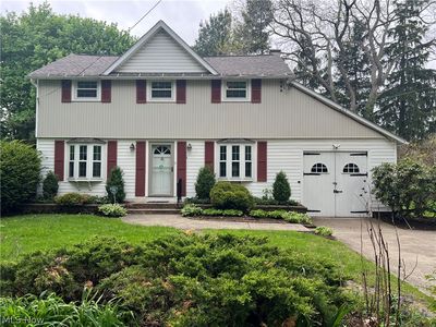4158 Main St
