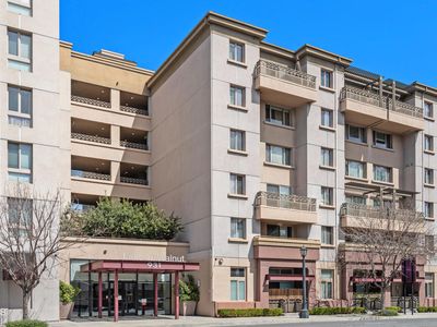 931 E Walnut St UNIT 612