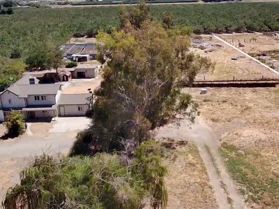 Property at 17079 Idaho Ave, Lemoore, CA