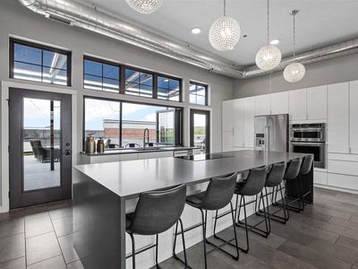 420 12th Ave SE #400