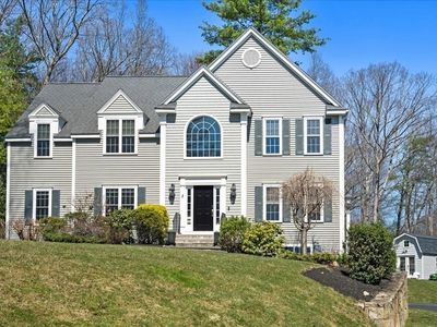 3 Foxhill Dr