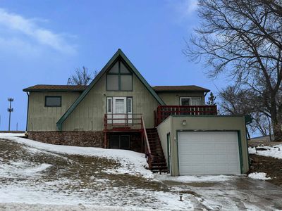 Property at 405 4th St NW, Watford City, ND
