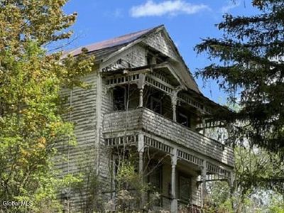 10 Bridge Street