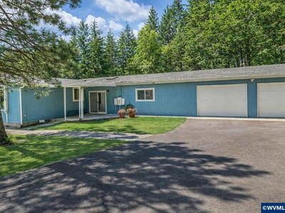 10693 Southview Loop SE