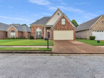 320 Fleets Hill Dr