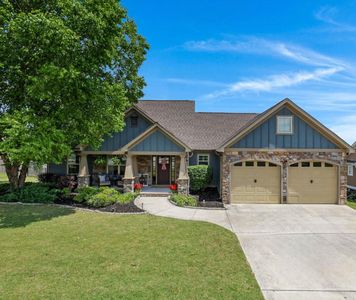 37 Bur Oak Dr