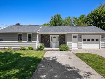 405 Warner Ave