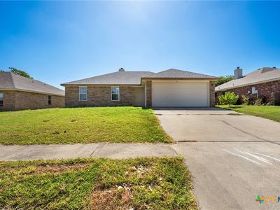 Property at 3908 Kevin Shaw Dr, Killeen, TX