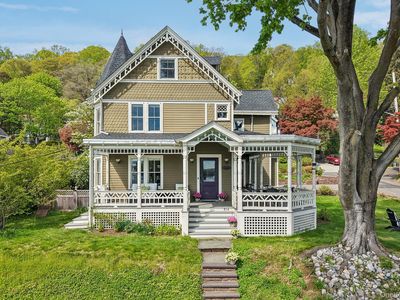 814 & 811 Piermont Avenue