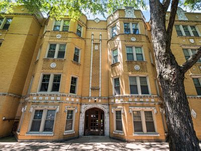 6452 N Bell Ave APT 3