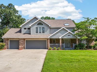 1327 Mulberry Ln