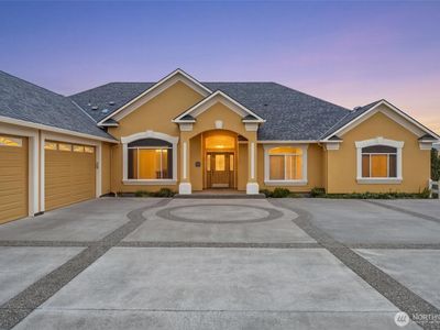 379 Rosewood Place