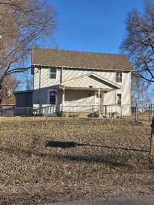 Property at 313 E Kay St, Lansing, KS