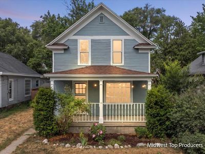125 Mack Ave NE