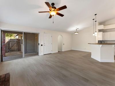 537 Samuel Way