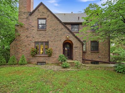 6001 Walnut Hill Dr