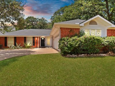Property at 105 Arthur Dr, Kennedale, TX