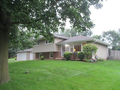 Property at 23W554 Burdette Ave, Carol Stream, IL