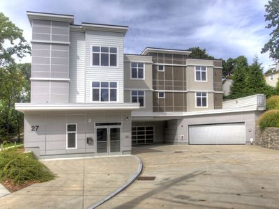 27 Jefferson St #105