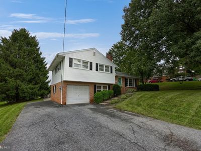 215 Main St