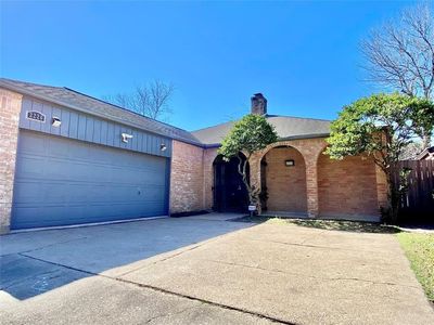 2226 Jamara Ln