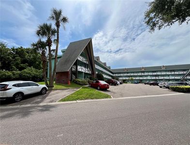 2042 Australia Way W APT 58