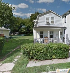 26 Howard St