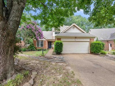 758 Walnut Valley Ln