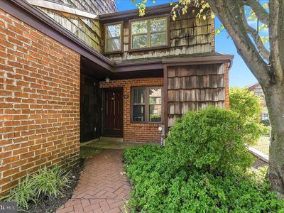 40 Witherspoon Ct