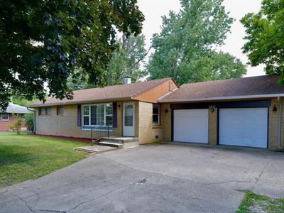 2447 Depauw Rd