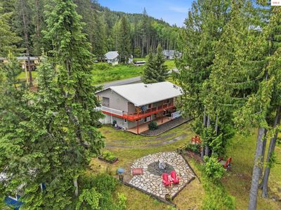 955 Bottle Bay Rd