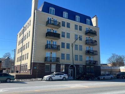 5978 N Lincoln Ave APT 2B