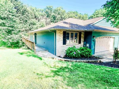 1105 Bayberry Ln